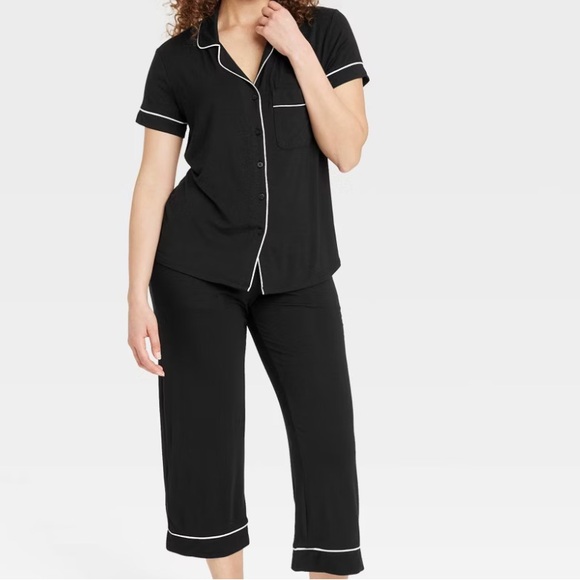 Other - Black Lined Ankle Pant / Short Sleeve Pajama Set